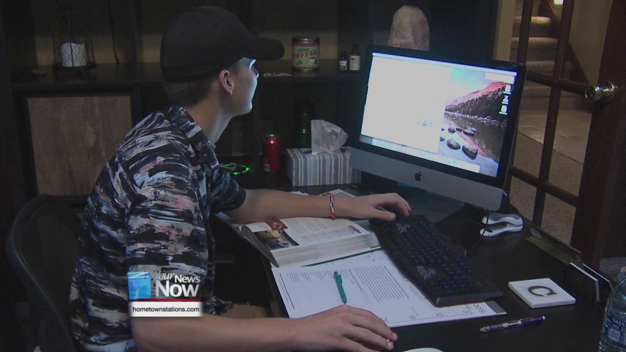 Shawnee teen opens food truck business